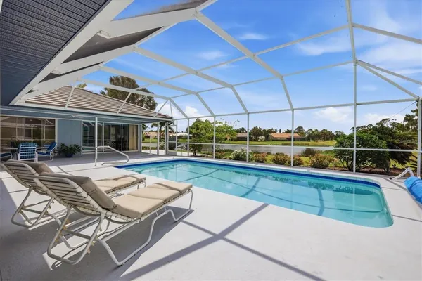 $585,000 | 1626 Liscourt Drive, Venice, FL 34292