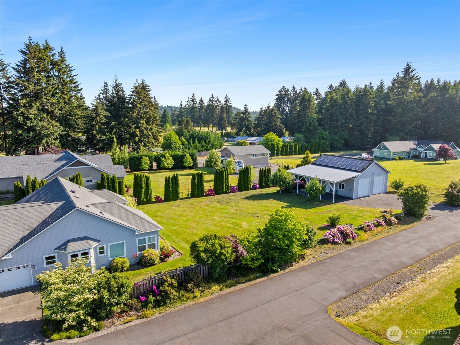 18442 Apricot Street Southwest Rochester, WA 98579 - Photo 5 of 36