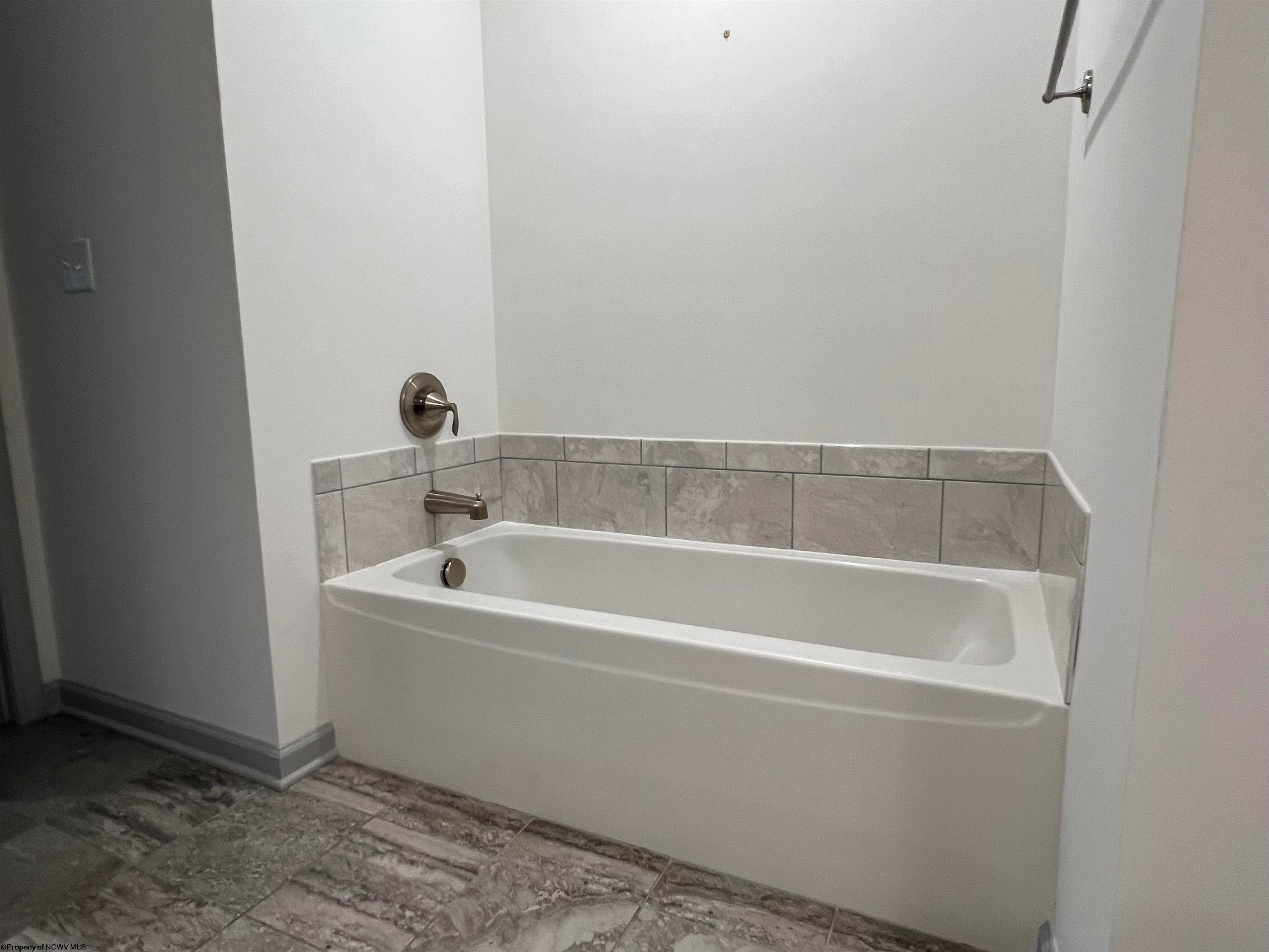 1591 Clifton Road Fairmont, WV 26554 - Photo 20 of 37 Gallery Image 20