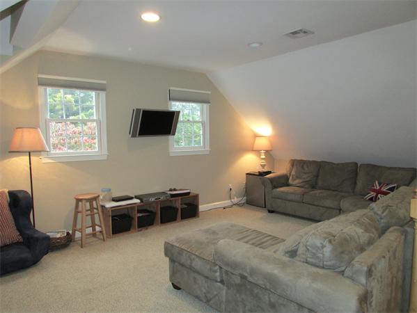 97 Beechnut Road Westwood, MA 02090 - Photo 18 of 27 Gallery Image 18