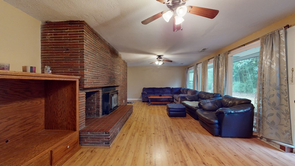 195 Junaluska Road Andrews, NC 28901 - Photo 7 of 29 Gallery Image 7