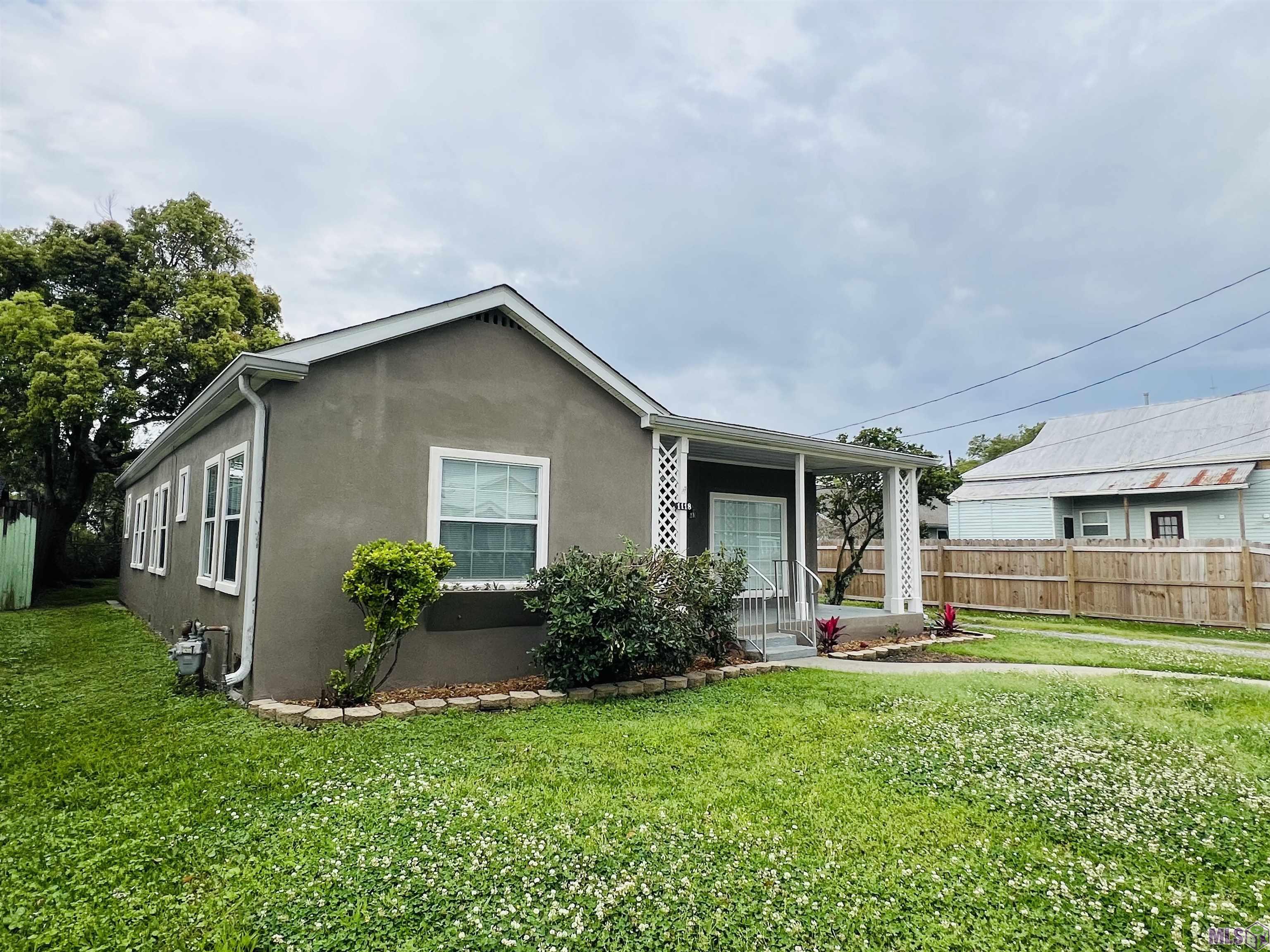 1118 Academy Street Houma, LA 70360 - Photo 5 of 58 House left