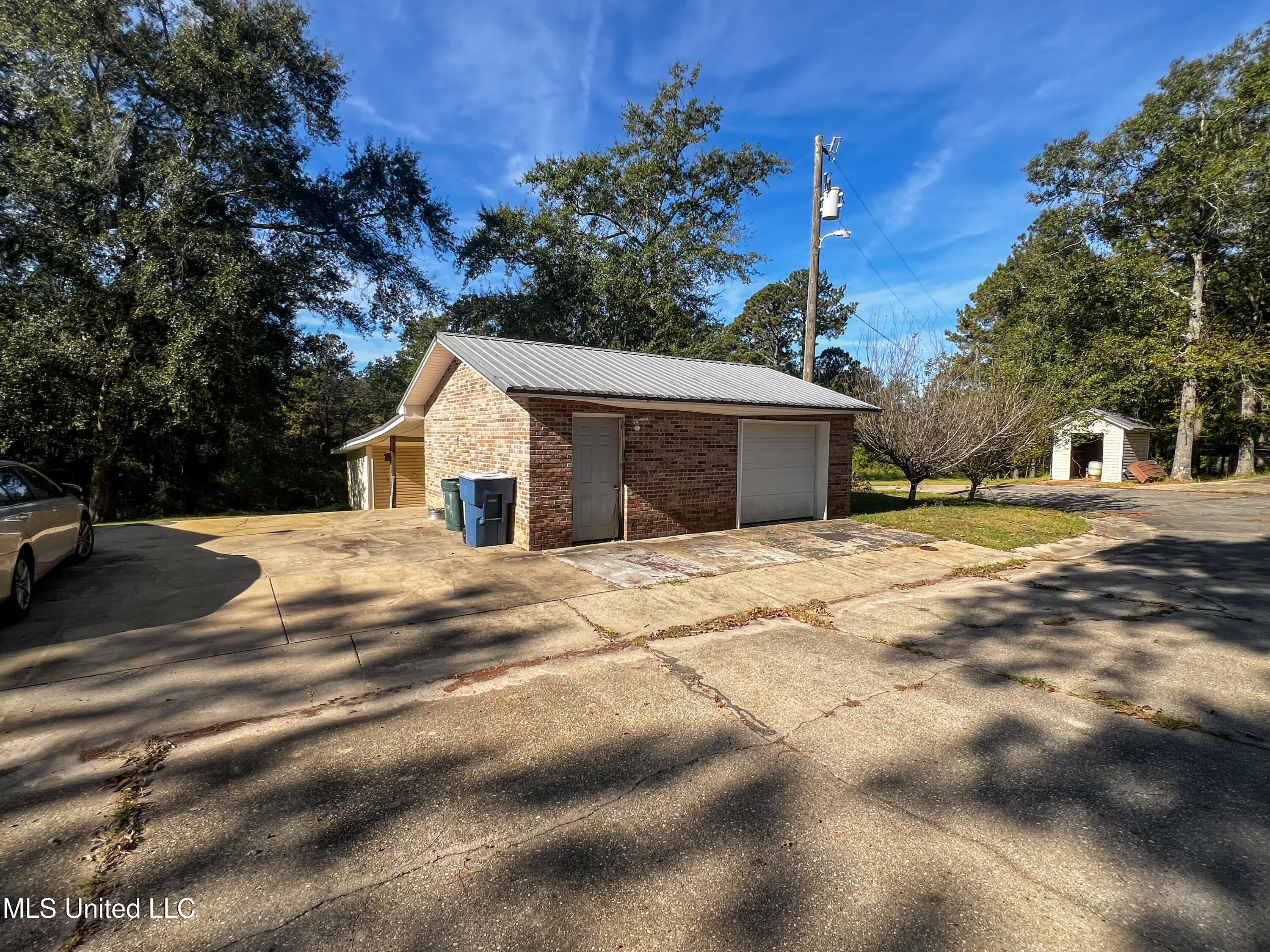 2147 Central Firetower Road Lucedale, MS 39452 - Photo 4 of 59 IMG_3957