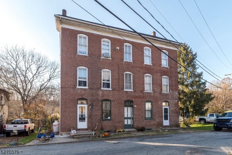 191 Mt Joy Road Phillipsburg, NJ 08865 - Photo 29 of 29 a front view of a building with lot of cars and trees