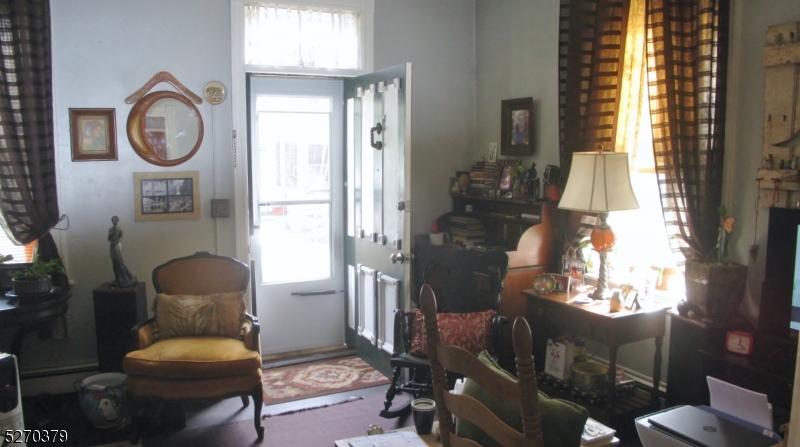 191 Mt Joy Road Phillipsburg, NJ 08865 - Photo 5 of 29 a living room with furniture and a window