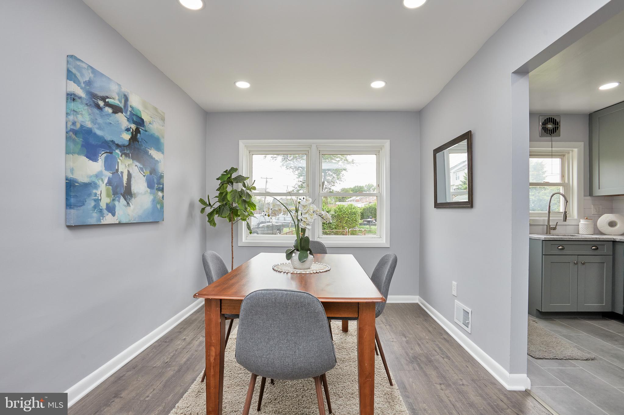 9612 Conmar Road Middle River, MD 21220 - Photo 6 of 36 Dining area