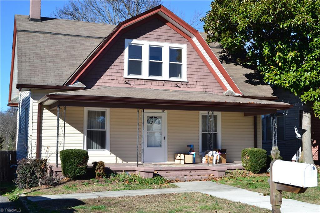 805 Carrick Street High Point, NC 27262 - Photo 1 of 9 Gallery Image 1
