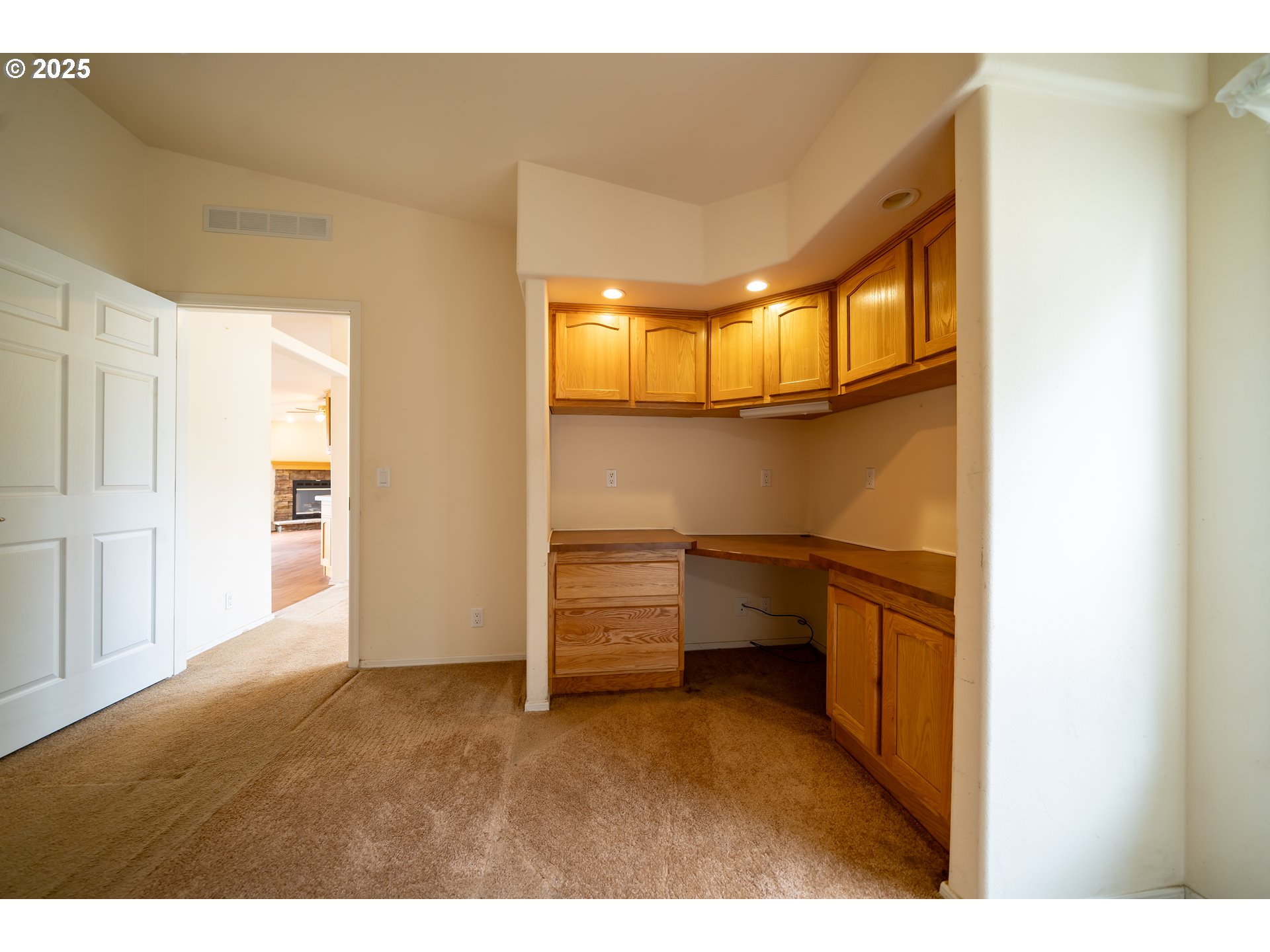 7790 Spring Valley Road Northwest Salem, OR 97304 - Photo 19 of 41 Gallery Image 19