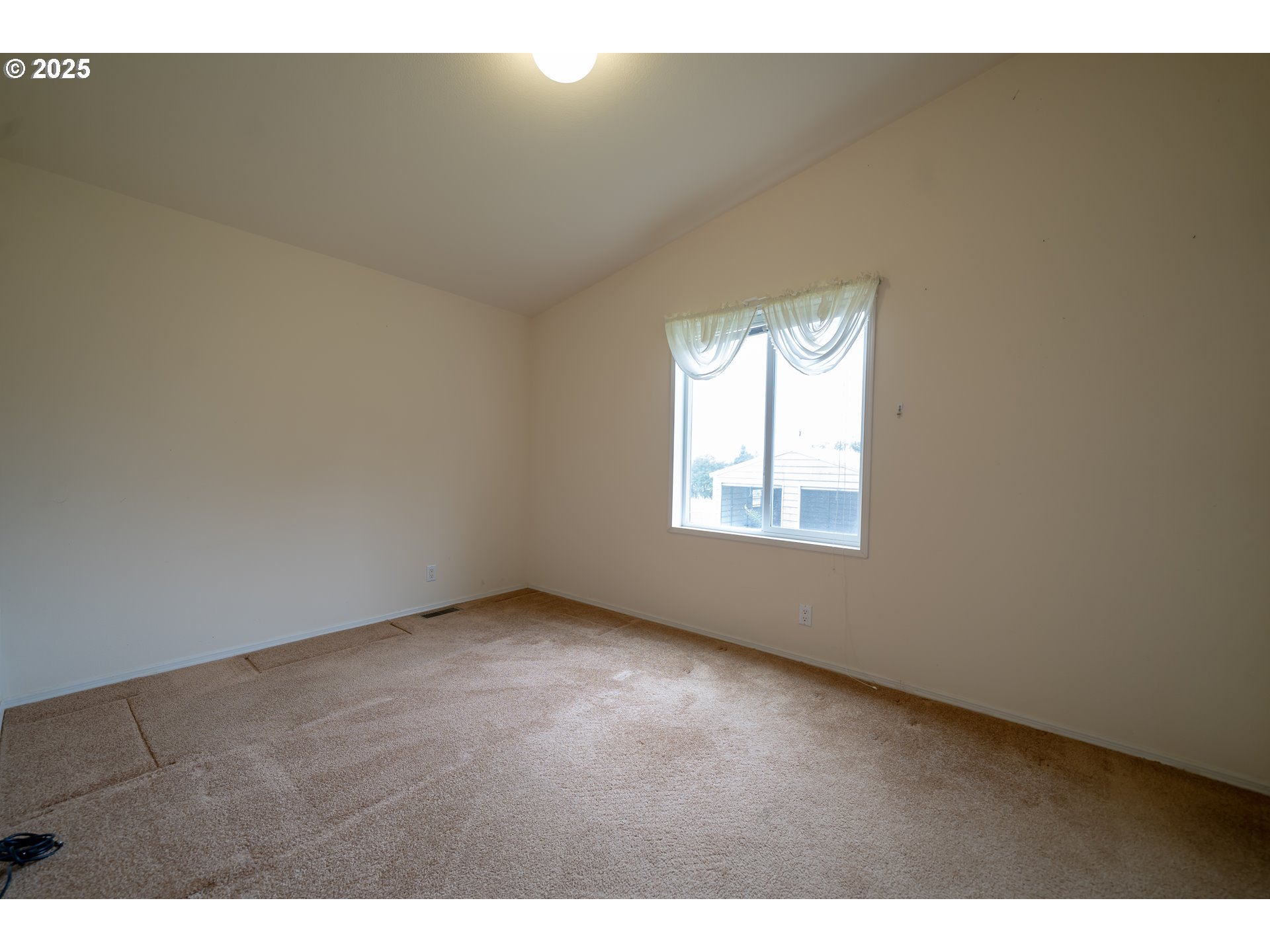 7790 Spring Valley Road Northwest Salem, OR 97304 - Photo 24 of 41 Gallery Image 24
