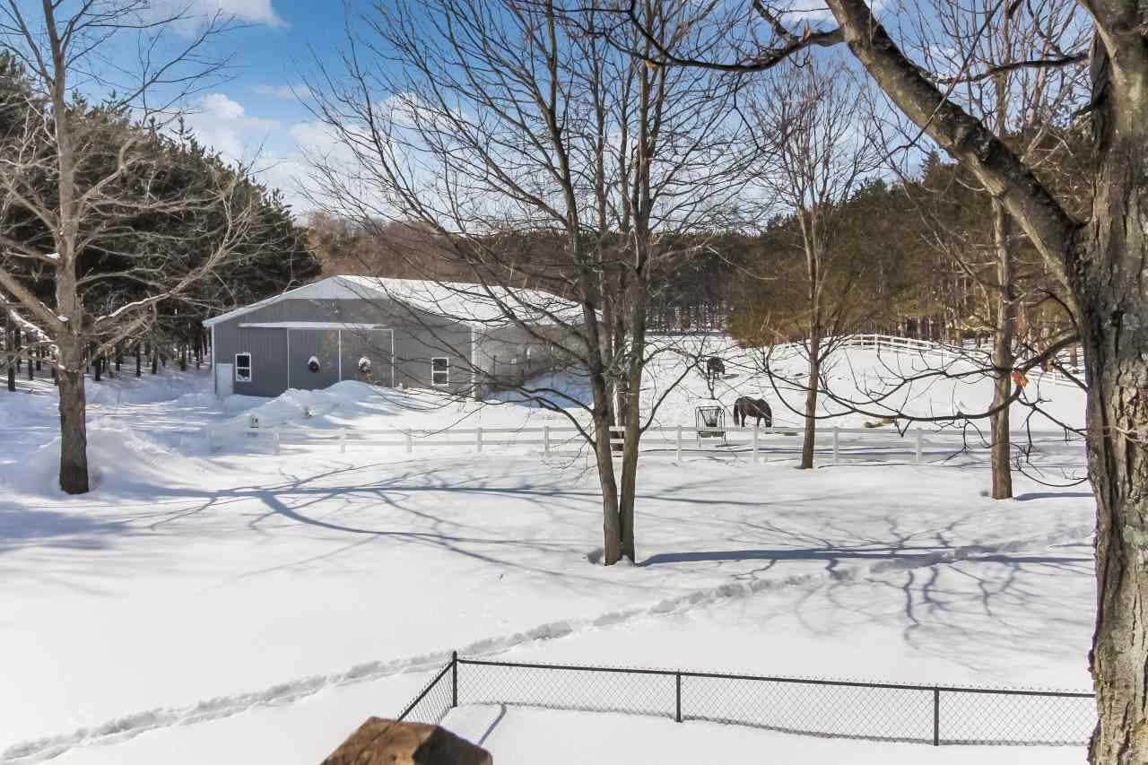 10100 South Maple City Road Maple City, MI 49664 - Photo 36 of 38 1884944-35.JPG