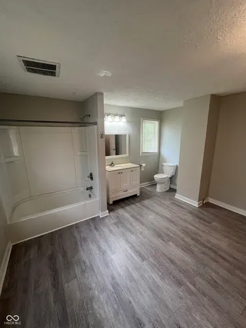 $945 | 824 Harlan Street, Indianapolis, IN 46203