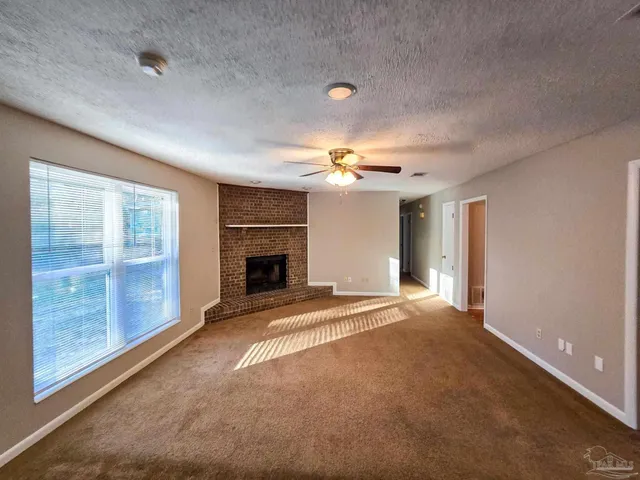 $1,695 | 1109 Sussex Lane, Pensacola, FL 32514