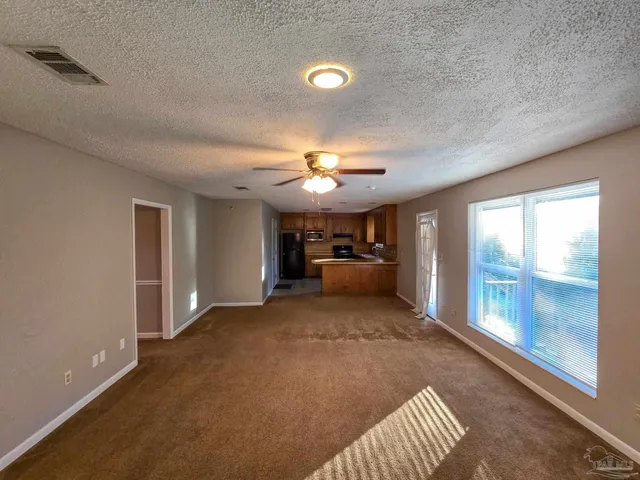 $1,695 | 1109 Sussex Lane, Pensacola, FL 32514