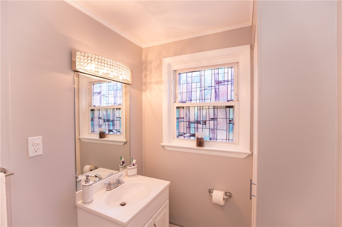 55 Olive Street Pawtucket, RI 02860 - Photo 13 of 49