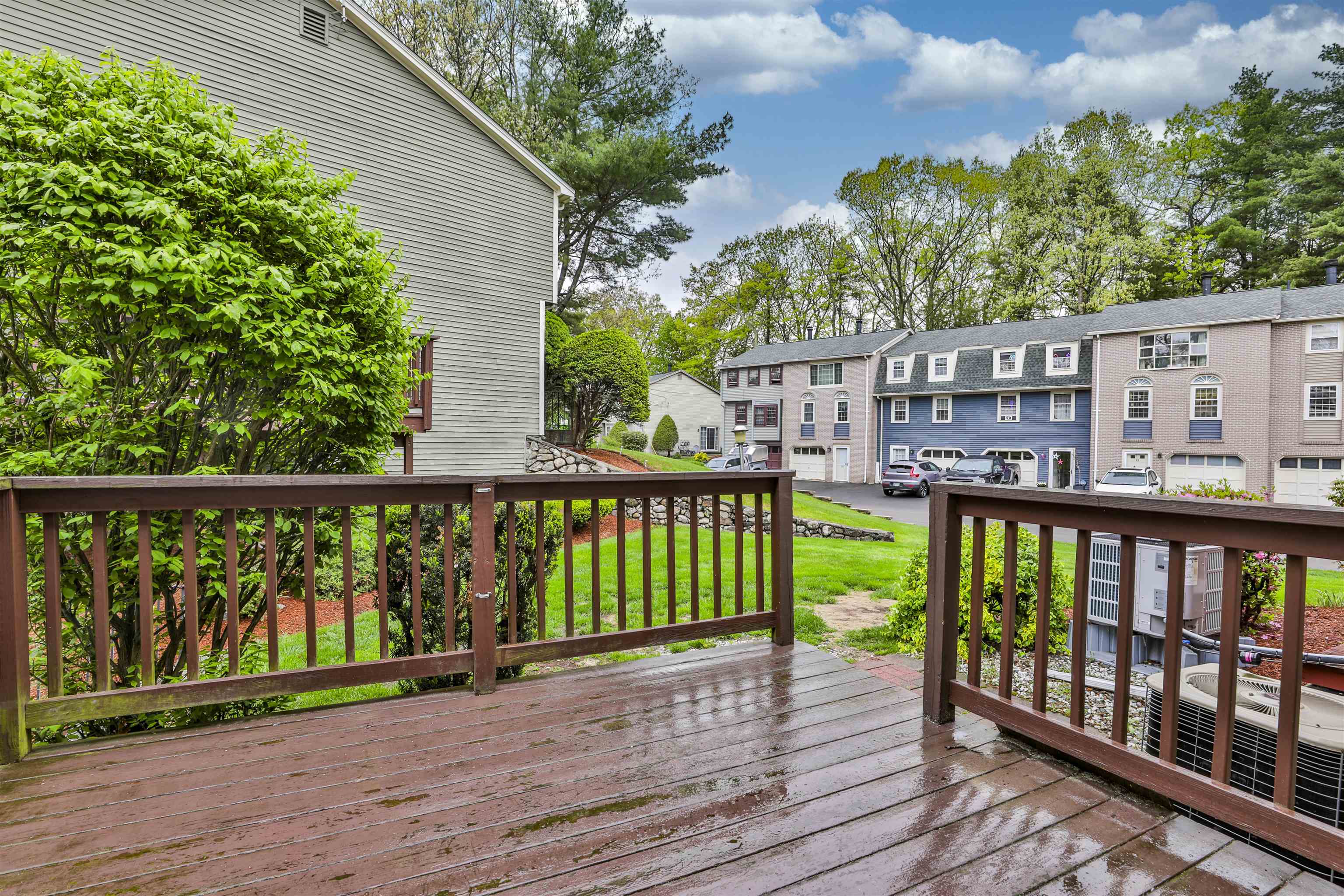 37 Cannongate III Road Nashua, NH 03063 - Photo 4 of 25