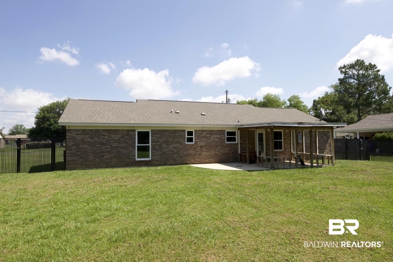 19 Magnolia Circle Foley, AL 36535 - Photo 31 of 34 Backyard