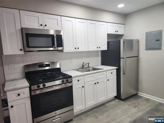 $1,800 | 65 East Main Street, Unit 24, Bogota, NJ 07603