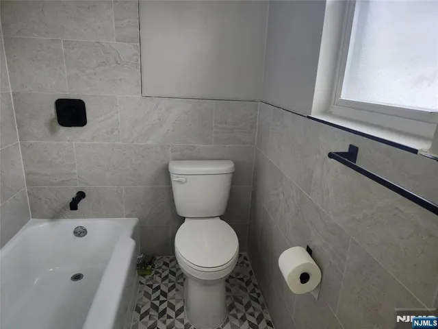 $1,800 | 65 East Main Street, Unit 24, Bogota, NJ 07603