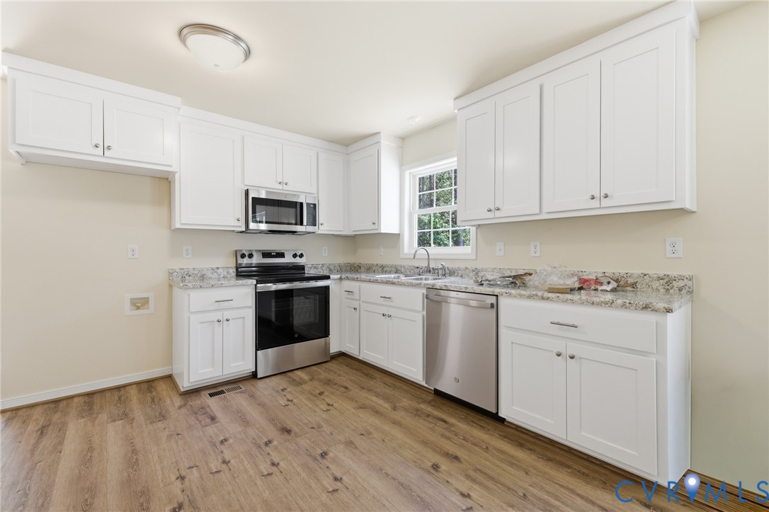 8426 Railroad Bed Road Carson, VA 23830 - Photo 10 of 28 stainless appliances