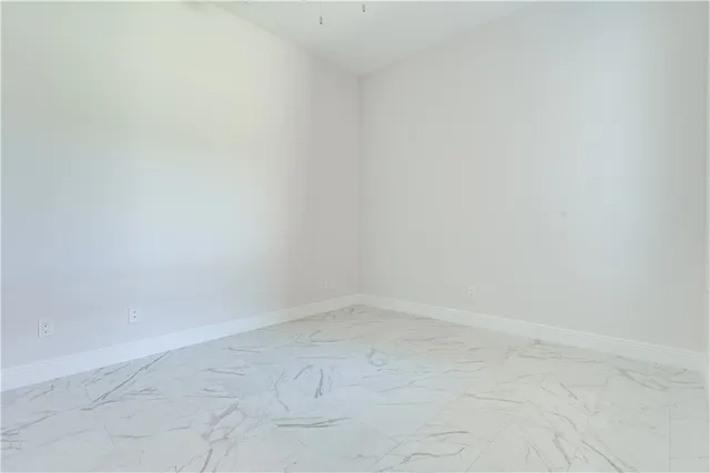 $444,800 | 1805 Bridgepointe Circle, Unit 2, Vero Beach, FL 32967