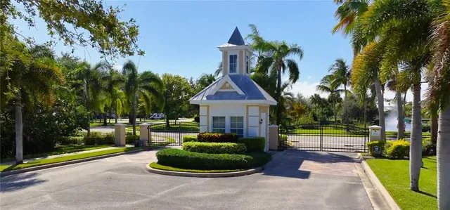 $444,800 | 1805 Bridgepointe Circle, Unit 2, Vero Beach, FL 32967