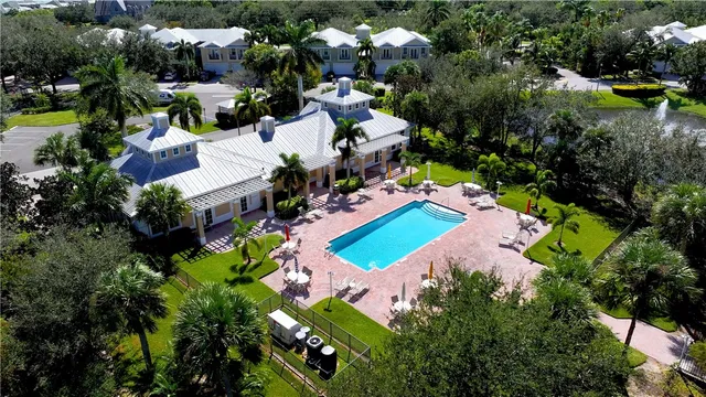 $444,800 | 1805 Bridgepointe Circle, Unit 2, Vero Beach, FL 32967