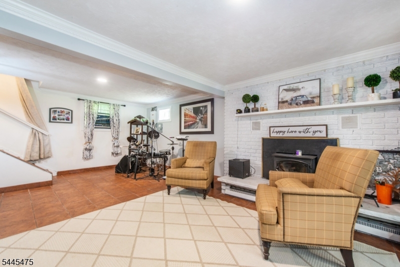 19 Little Road Lafayette, NJ 07848 - Photo 16 of 49