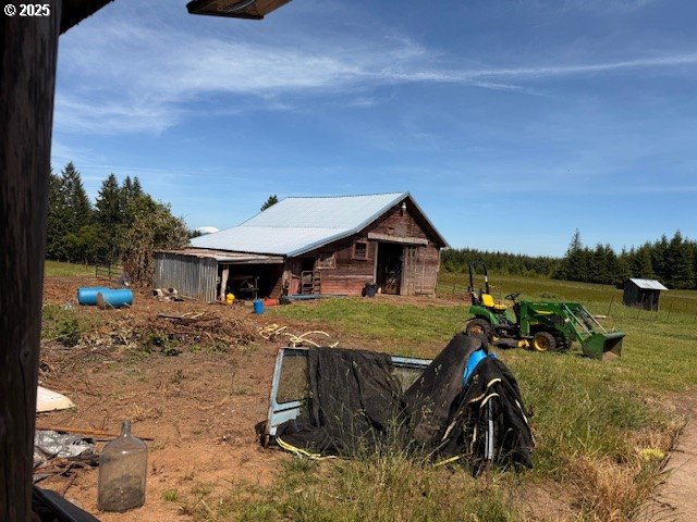 65748 Meissner Road Deer Island, OR 97054 - Photo 19 of 32