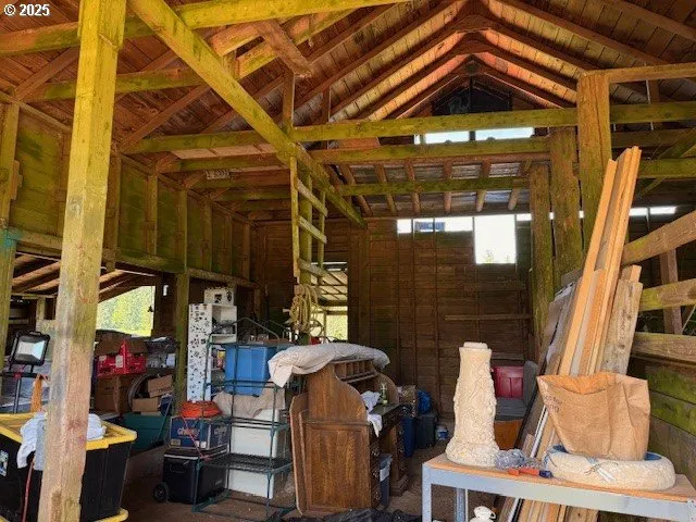 $415,000 | 65748 Meissner Road, Deer Island, OR 97054