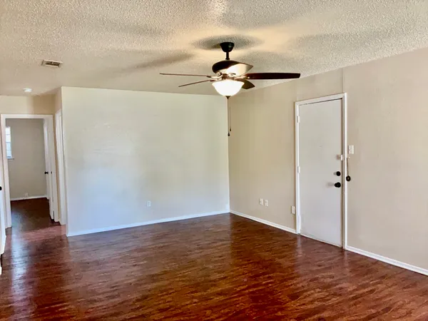 $1,395 | 203 2nd Street North, Unit A, Pflugerville, TX 78660
