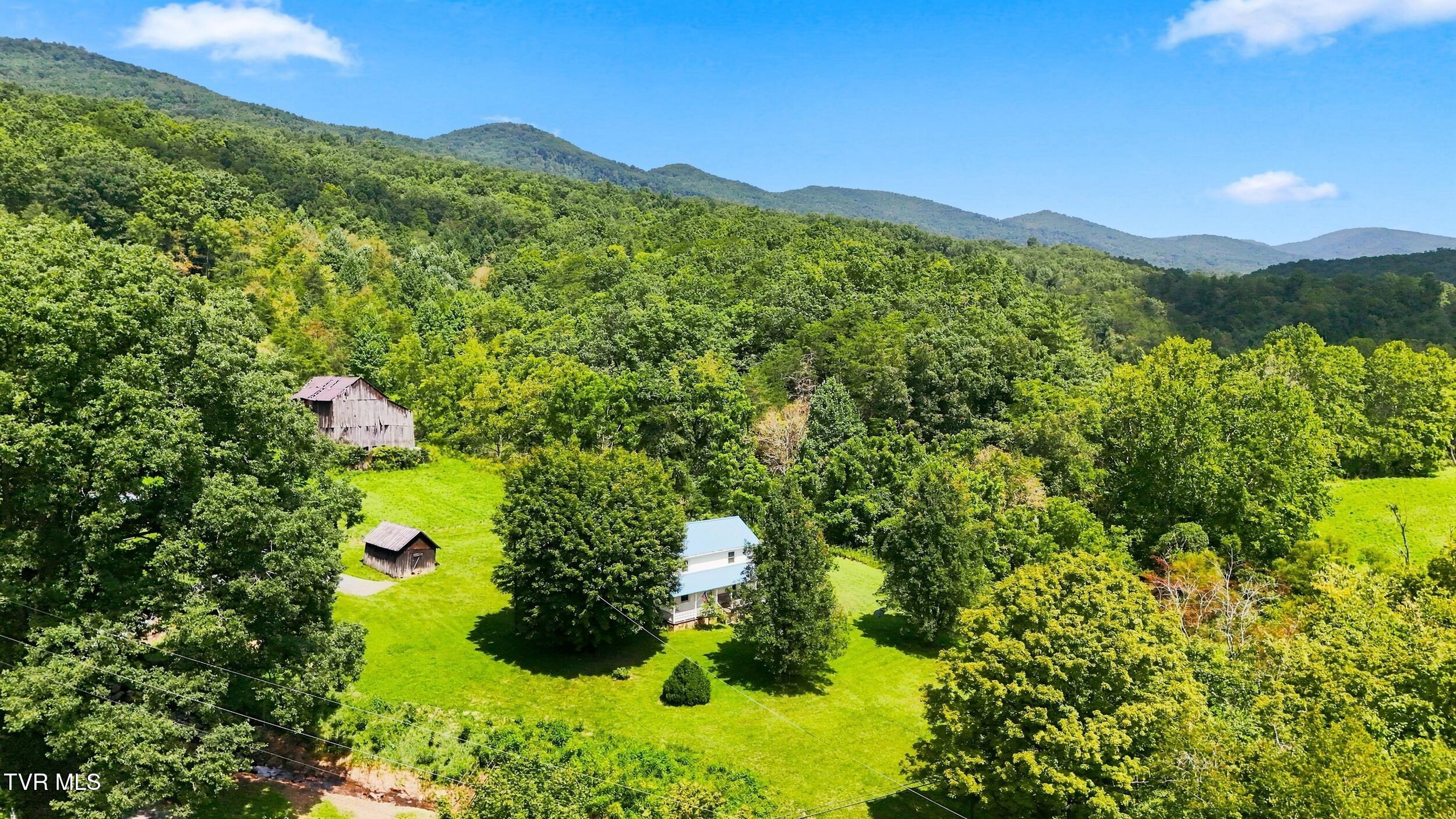 27301 Poor Valley Road Saltville, VA 24370 - Photo 42 of 42 *