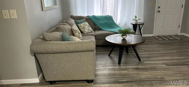 $169,900 | 2030 Pontoon Road, Granite City, IL 62040