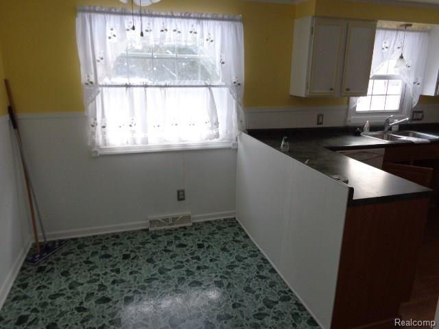 7166 Cedar Road Lexington, MI 48450 - Photo 15 of 23 7166 cedar 039.jpg