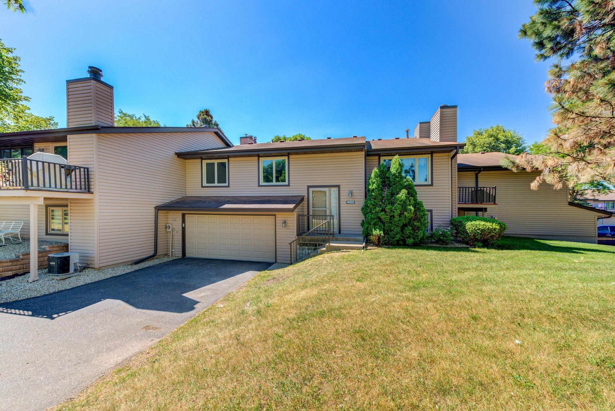 14682 Embry Path Apple Valley, MN 55124 - Photo 1 of 21