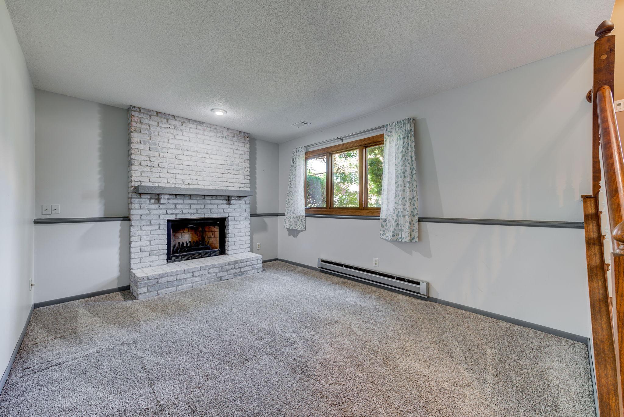 14682 Embry Path Apple Valley, MN 55124 - Photo 17 of 21