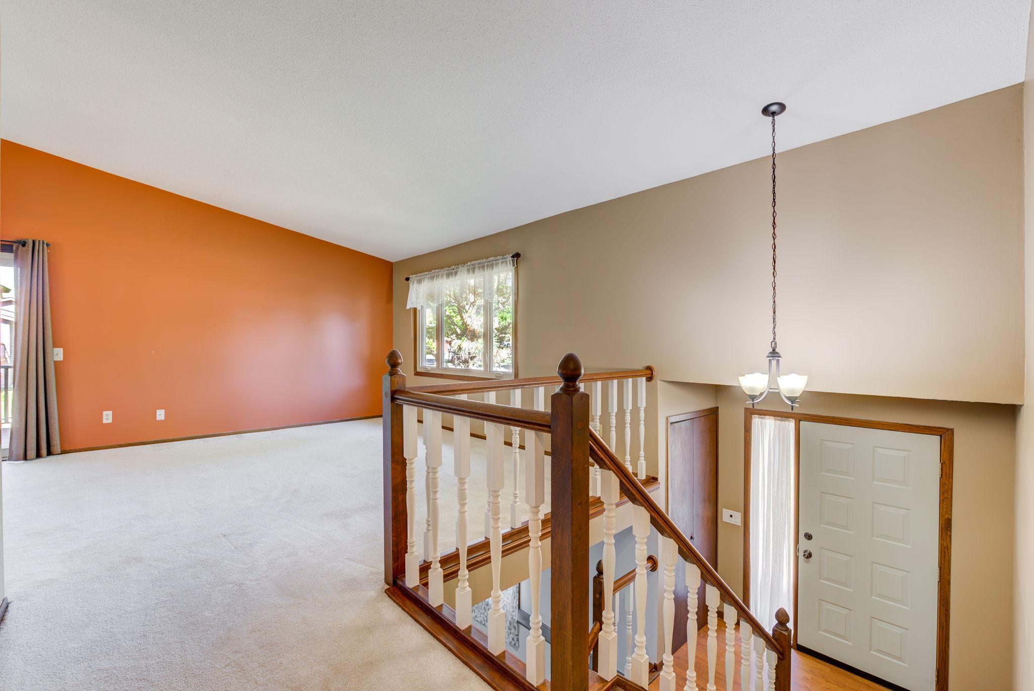 14682 Embry Path Apple Valley, MN 55124 - Photo 8 of 21