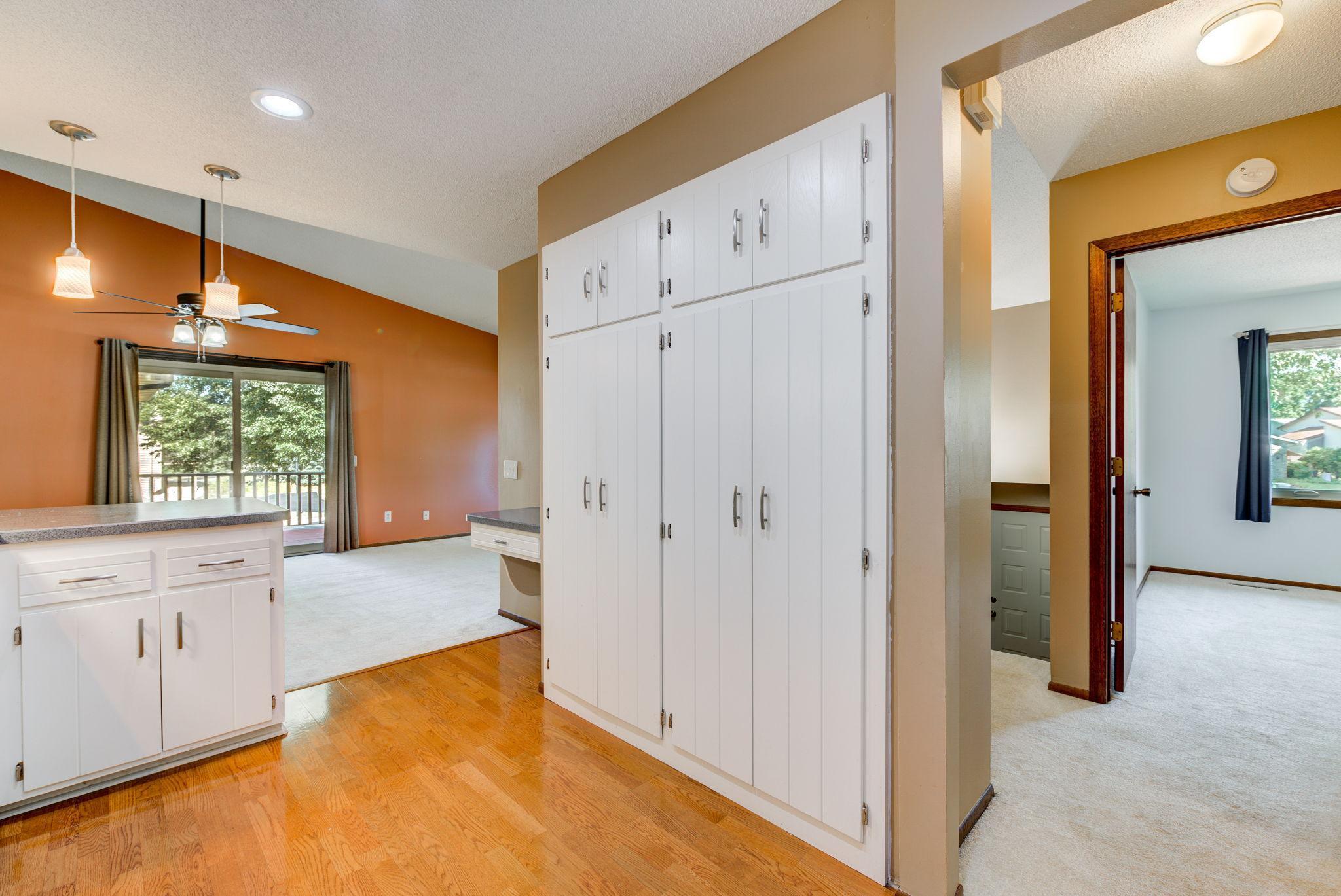 14682 Embry Path Apple Valley, MN 55124 - Photo 10 of 21