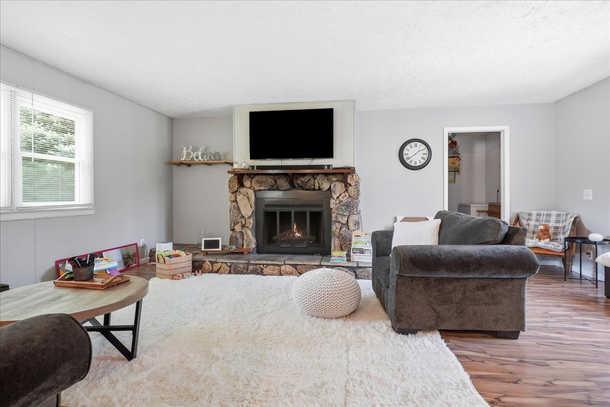 500 North Pearl Street Forrest, IL 61741 - Photo 14 of 40