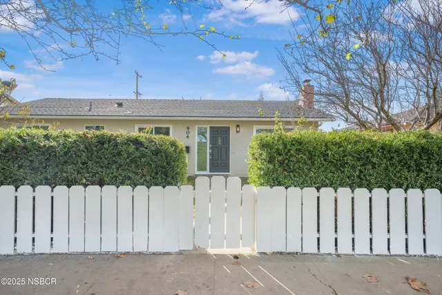 $615,000 | 904 East North Avenue, Lompoc, CA 93436