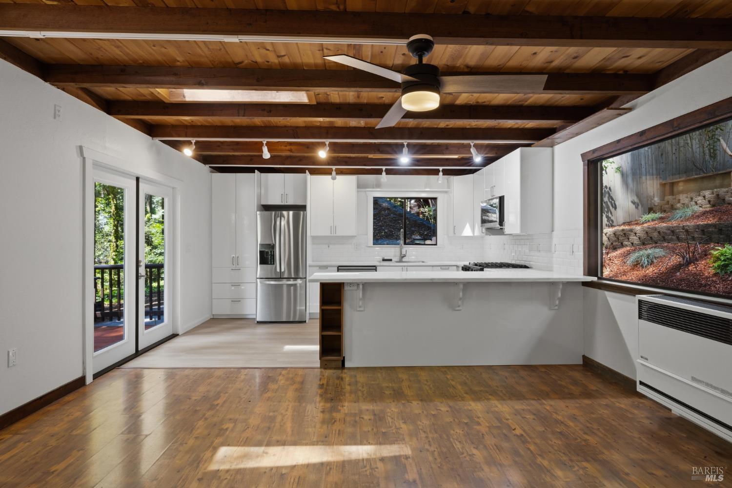14911 Canyon 7 Road Guerneville, CA 95446 - Photo 8 of 32 a view of counter top