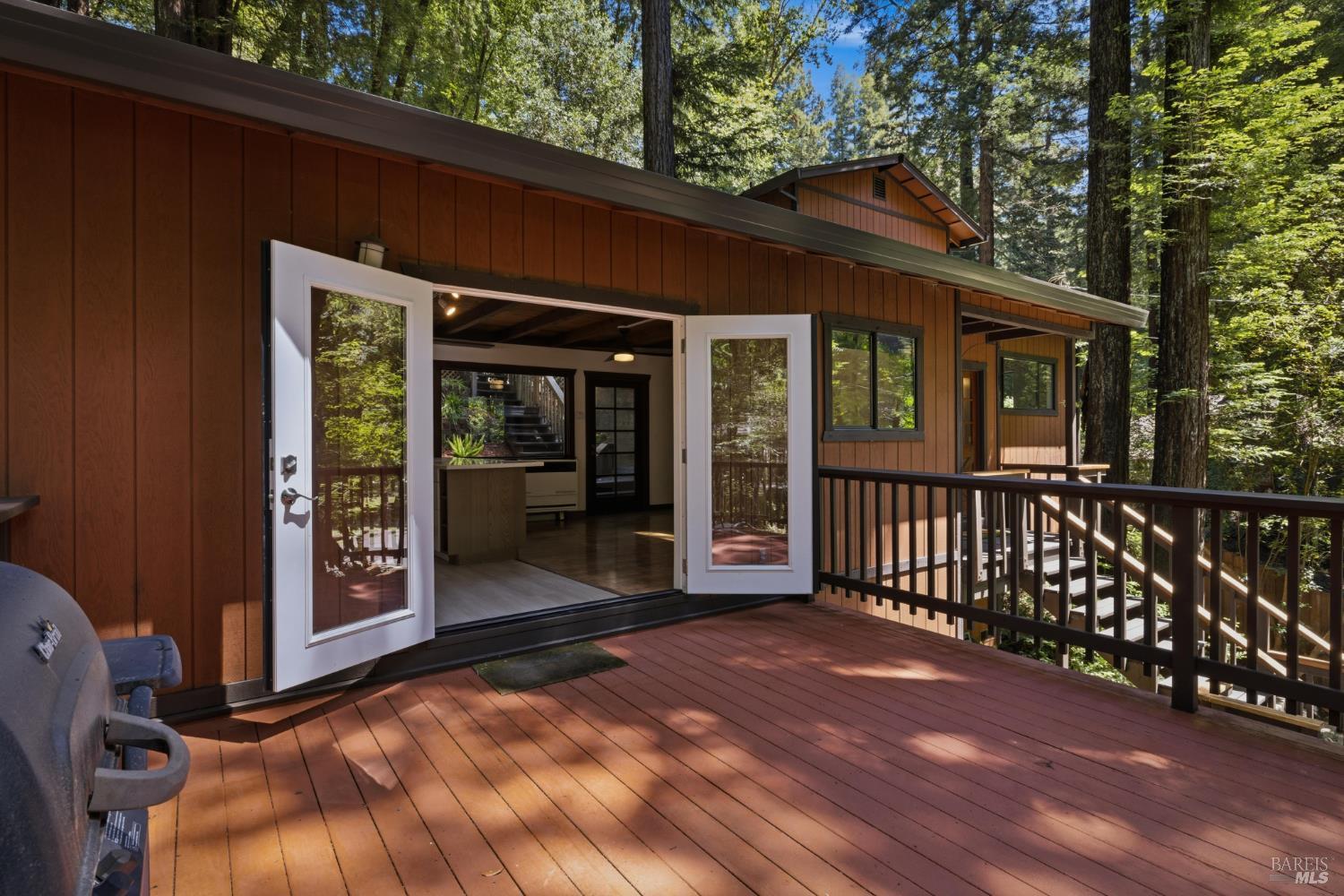 14911 Canyon 7 Road Guerneville, CA 95446 - Photo 9 of 32