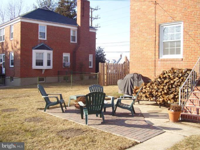 1417 East Joppa Road Towson, MD 21286 - Photo 4 of 15 Patio