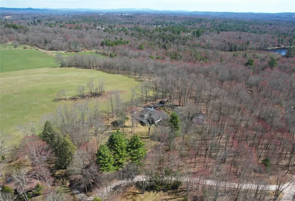 $524,900 | 8 West Delaware Pl Extension, Smallwood, NY 12778