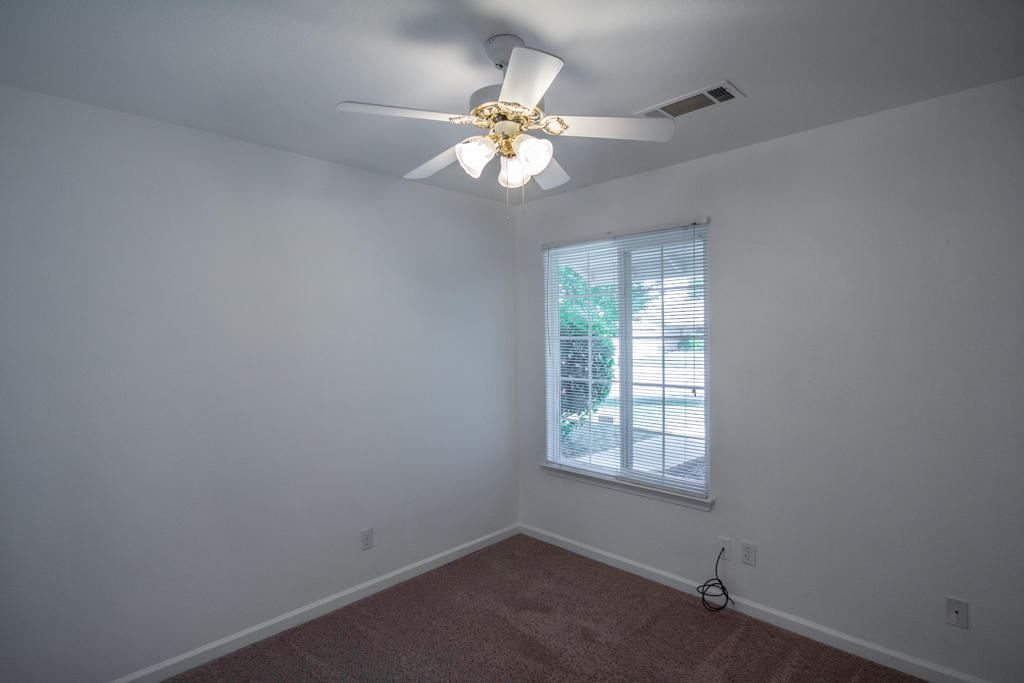 1957 Airstrip Road Redding, CA 96003 - Photo 7 of 12 bed3