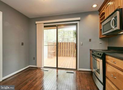 1968 Winterport Cluster Reston, VA 20191 - Photo 8 of 29 Kitchen