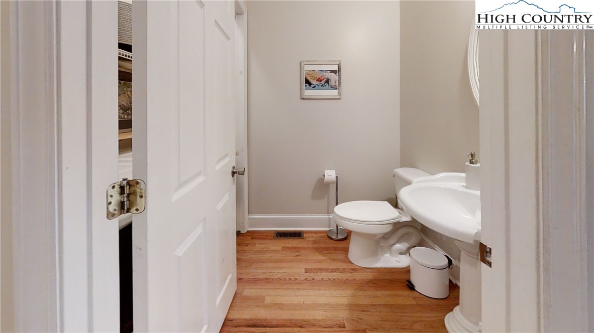 354 Broadstone Road Vilas, NC 28692 - Photo 14 of 50 Gallery Image 14