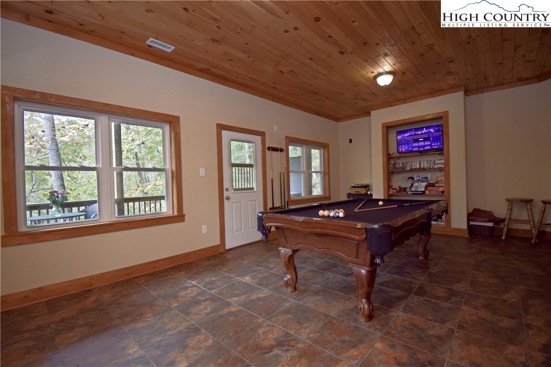 354 Broadstone Road Vilas, NC 28692 - Photo 40 of 50 Gallery Image 40