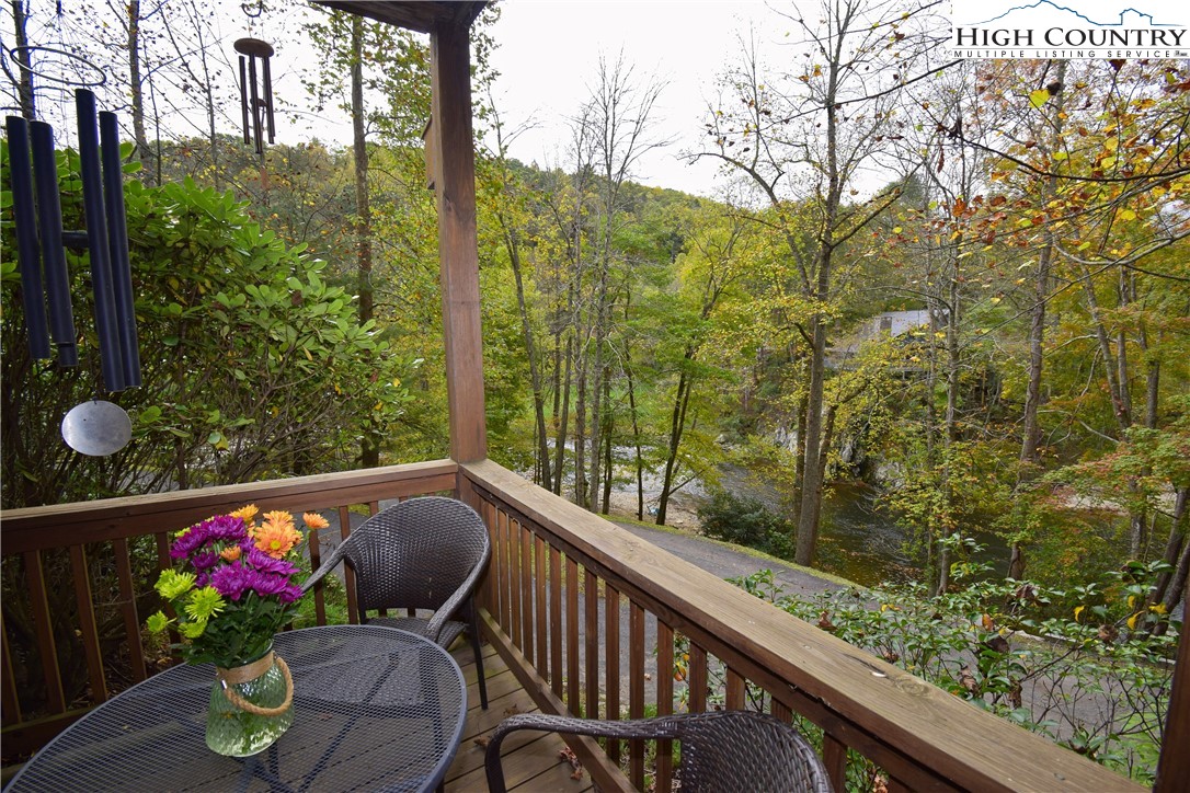 354 Broadstone Road Vilas, NC 28692 - Photo 43 of 50 Gallery Image 43