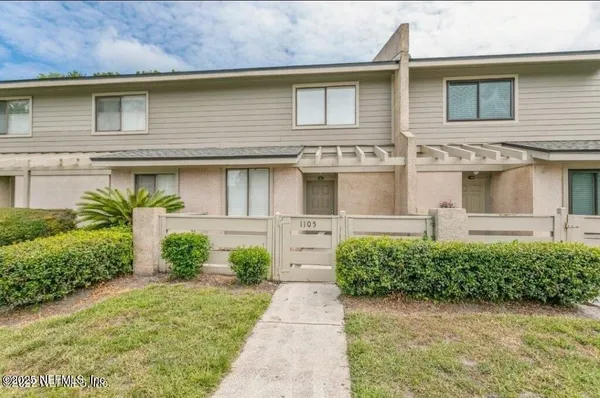 $1,650 | 7701 Baymeadows Circle West, Unit 1105, Jacksonville, FL 32256