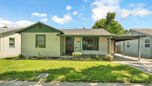 $325,000 | 720 North School Street, Lodi, CA 95240